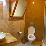Mavie Hotel
